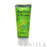 Baviphat Tea Tree It Trouble Catch Scrub Foam