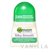 Garnier Silky Smooth Skin-Smoothing Deodorant