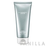 MAC Lightful Foaming Creme Cleanser