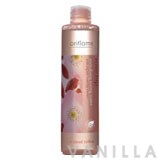 Oriflame Rose Hip Revitalising Toning Water