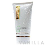 Smooth E Gold Whitening & Moisturizing Facial Cleaning Foam