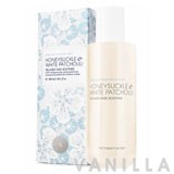 Victoria's Secret Honeysuckle & White Patchouli Fragrant Moisture Mist