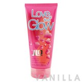 Jennifer Lopez Love at First Glow Sparkle Kiss Body Lotion