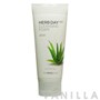 The Face Shop Herb Day 365 Cleansing Foam Aloe