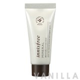 Innisfree Mineral Moisture Fitting Base