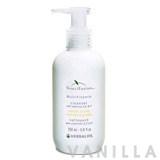 Herbalife NouriFusion MultiVitamin Normal to Oily Foaming Gel Cleanser