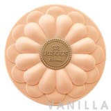 Bisous Bisous Love Blossom Brightening Foundation Powder