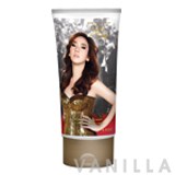 Celebrity Perfume Aum Patchrapa Sexy Diva Perfume Body Cream