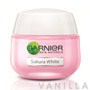 Garnier Sakura White Day SPF21 PA+++