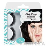 Katy Perry Lashes Cool Kity