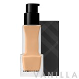 Burberry Matte Glow Foundation 