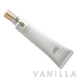 Cle de Peau Beaute Revitalizing Emulsion