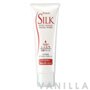 Silk Moist Essence Facial Wash