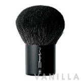 MAC 182 Buffer Brush