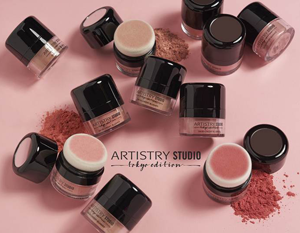 Artistry Studio Tokyo Edition Oh-So-Cheeky Blusher Kimono Pink Artistry Studio Tokyo Edition Oh-So-Cheeky Blusher Kimono Pink